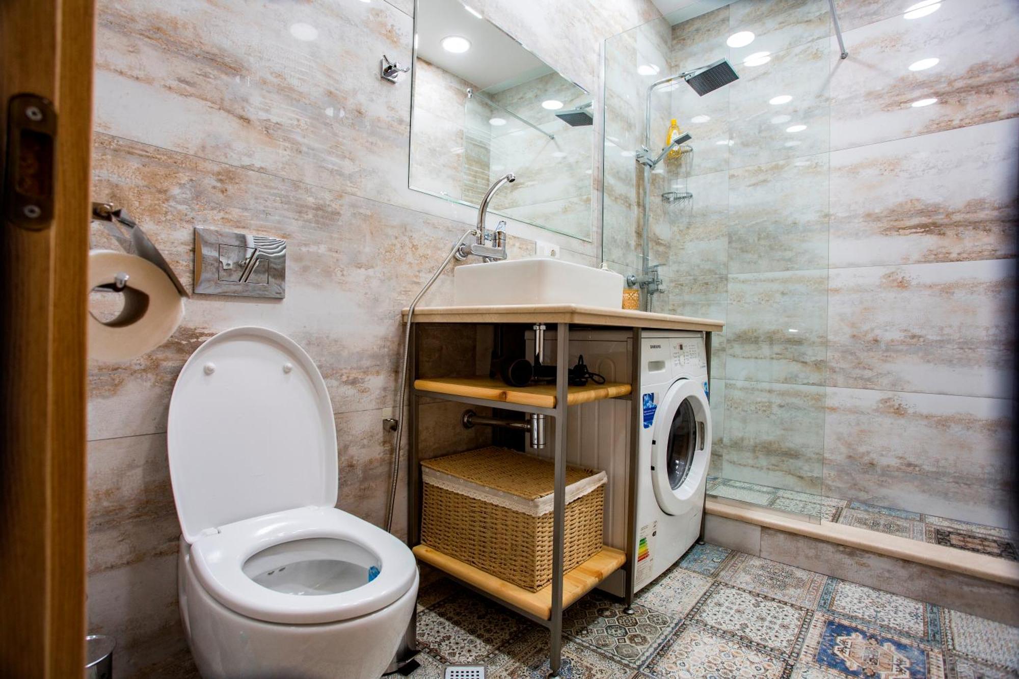 Yellow Apartment In Avlabari ティビリシ エクステリア 写真